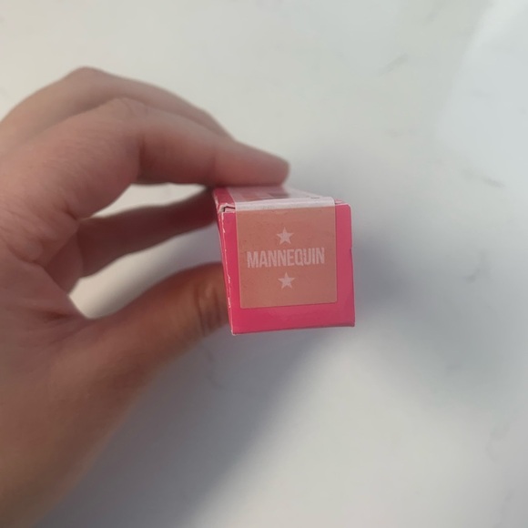 Jeffree Star Cosmetics Velour Liquid Lipstick - Mannequin (Pale Nude) - NWB - Picture 4 of 6